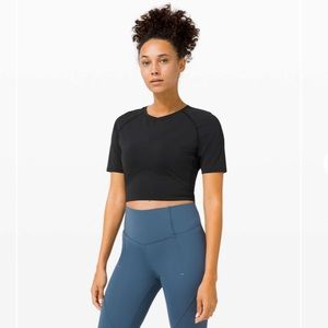 🍋 Lululemon Fine Force Short Sleeve